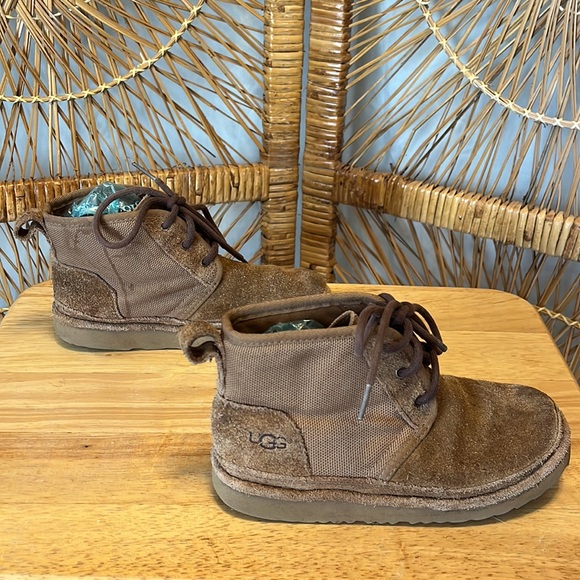 Ugg Kids Classic Neumel II Unlined Chestnut Lace Up Boots - Size 2 - Picture 4 of 13